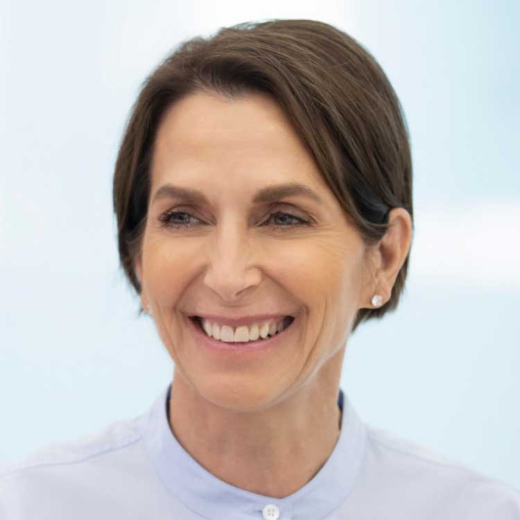Jayne Hrdlicka / Former CEO / Virgin Australia
